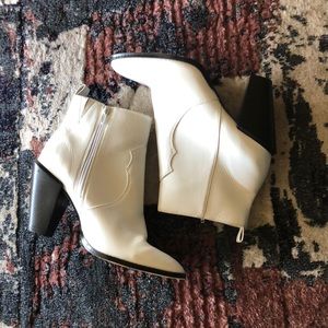 EXPRESS Western style ankle boots